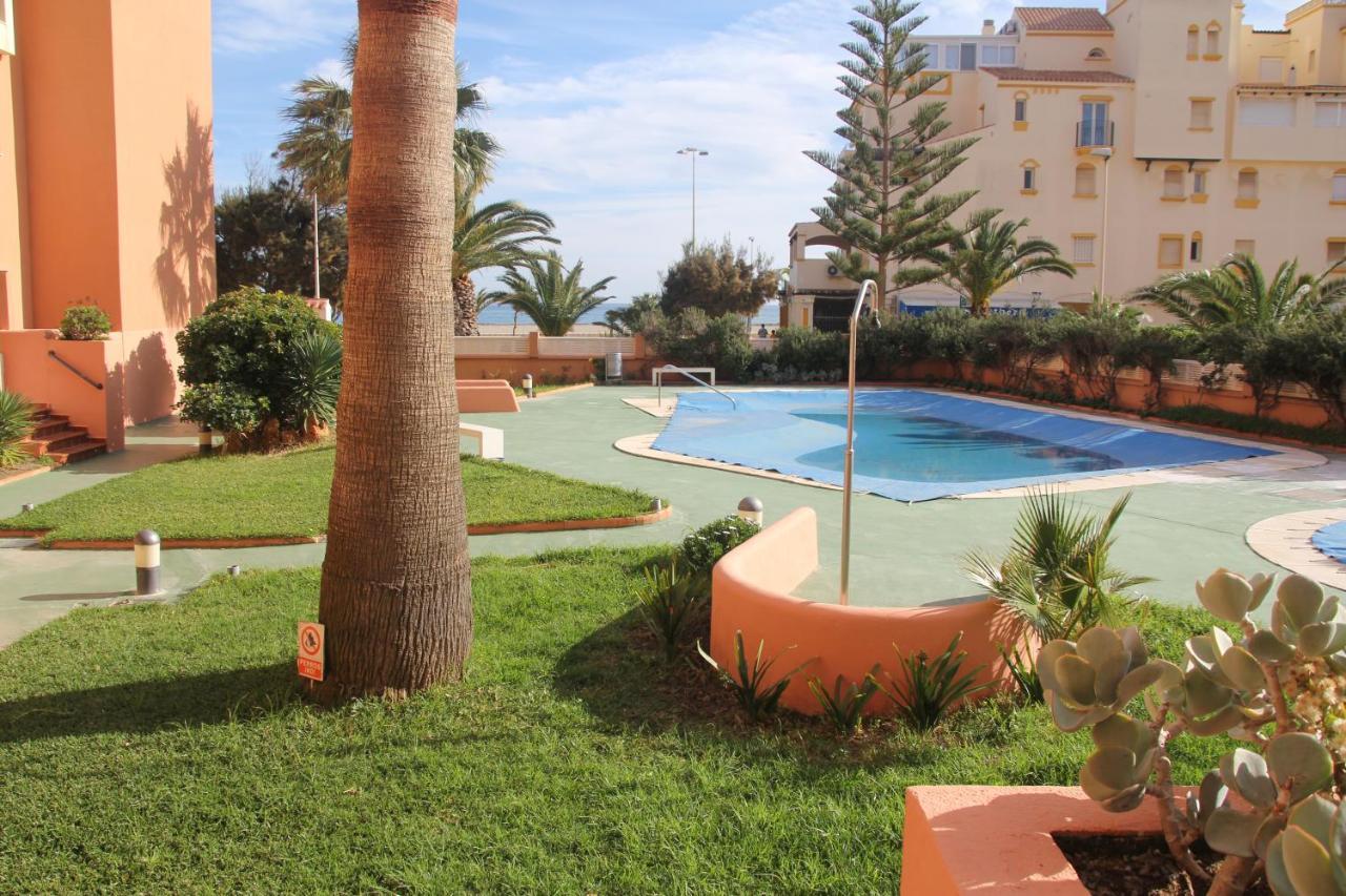 Apartamento En Primera Linea De Playa, Con Vistas A La Playa Y Con Wifi Roquetas de Mar Eksteriør billede