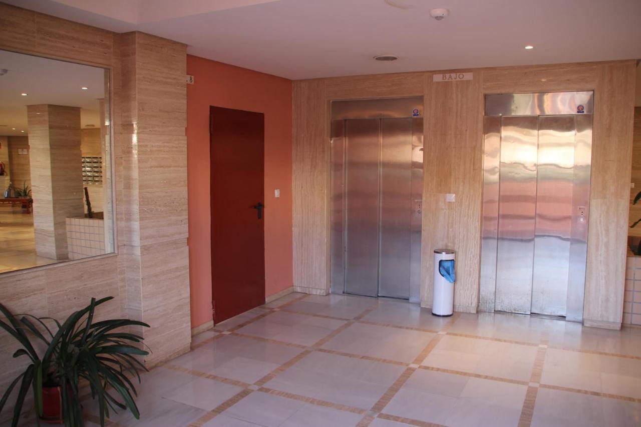 Apartamento En Primera Linea De Playa, Con Vistas A La Playa Y Con Wifi Roquetas de Mar Eksteriør billede